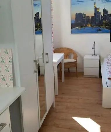 Gemuetliche 1 Zimmer Mit Eigener Kueche &bad * Frankfurt am Main
